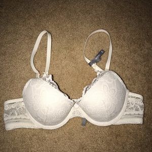 push-up white aerie day to play bra